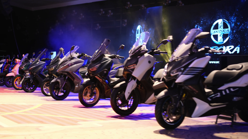 arora bayi toplantısı